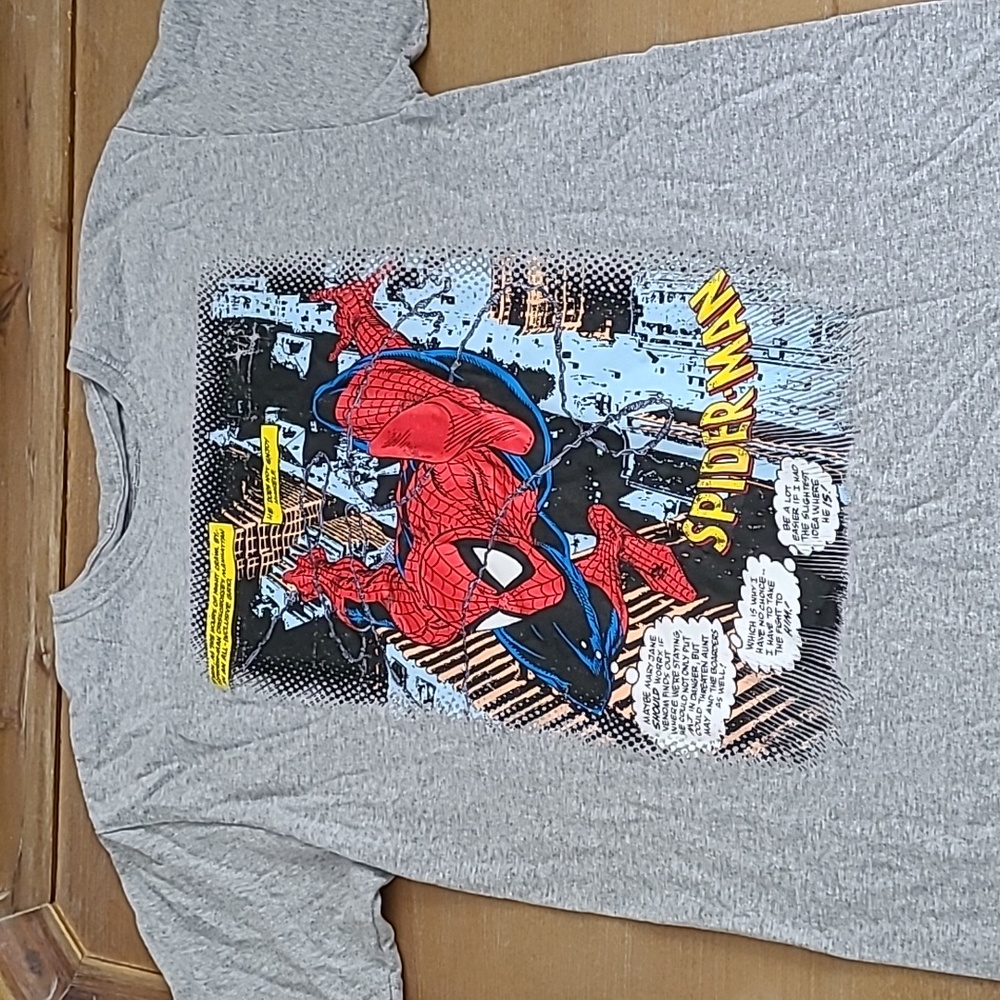 Marvel Spider-Man Tee Shirt Size Medium
